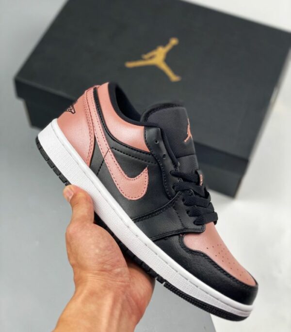 Jordan 1 Low Crimson Tint - 553558-034